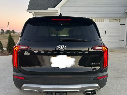Used 2021 Kia Telluride SX w/ Towing Package image 2
