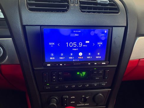 Used 2004 Ford Thunderbird RWD image 14
