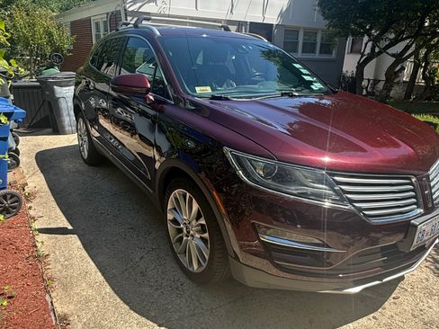 Used 2016 Lincoln MKC Reserve w/ Lincoln MKC Climate Package FWD image 4
