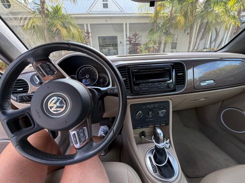 Used 2015 Volkswagen Beetle 1.8T image 14