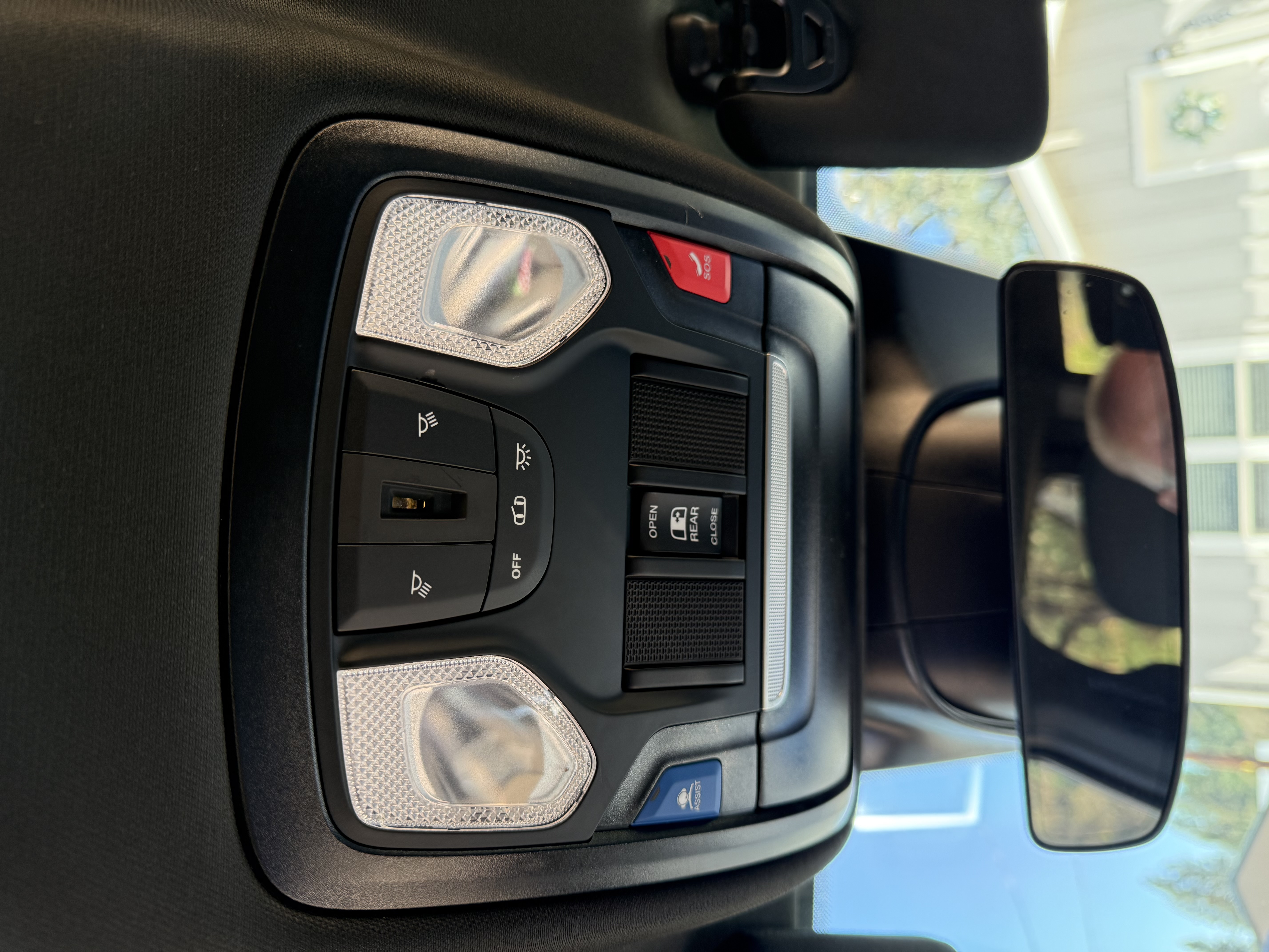 Used 2025 RAM 2500 Big Horn AWD/4WD image 12