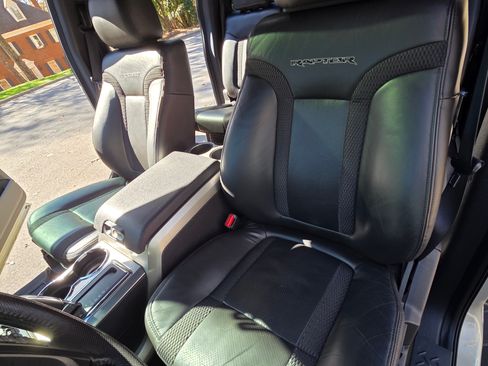 Used 2013 Ford F150 Raptor w/ Luxury Equipment Group image 19