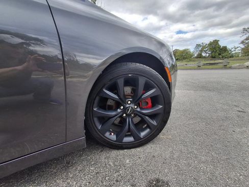 Used 2015 Chrysler 200 S w/ Navigation & Sound Group I image 9