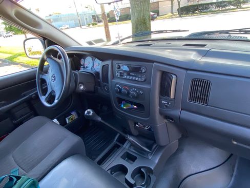 Used 2002 Dodge Ram 1500 Truck 2WD Regular Cab image 4