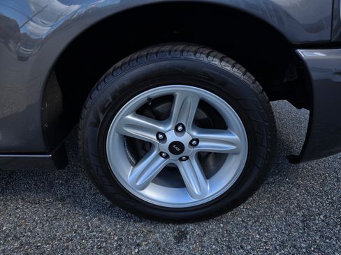 Used 2004 Ford F150 Lightning image 15