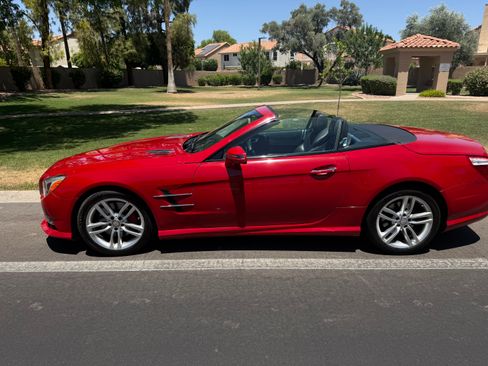 Used 2013 Mercedes-Benz SL 550 image 13