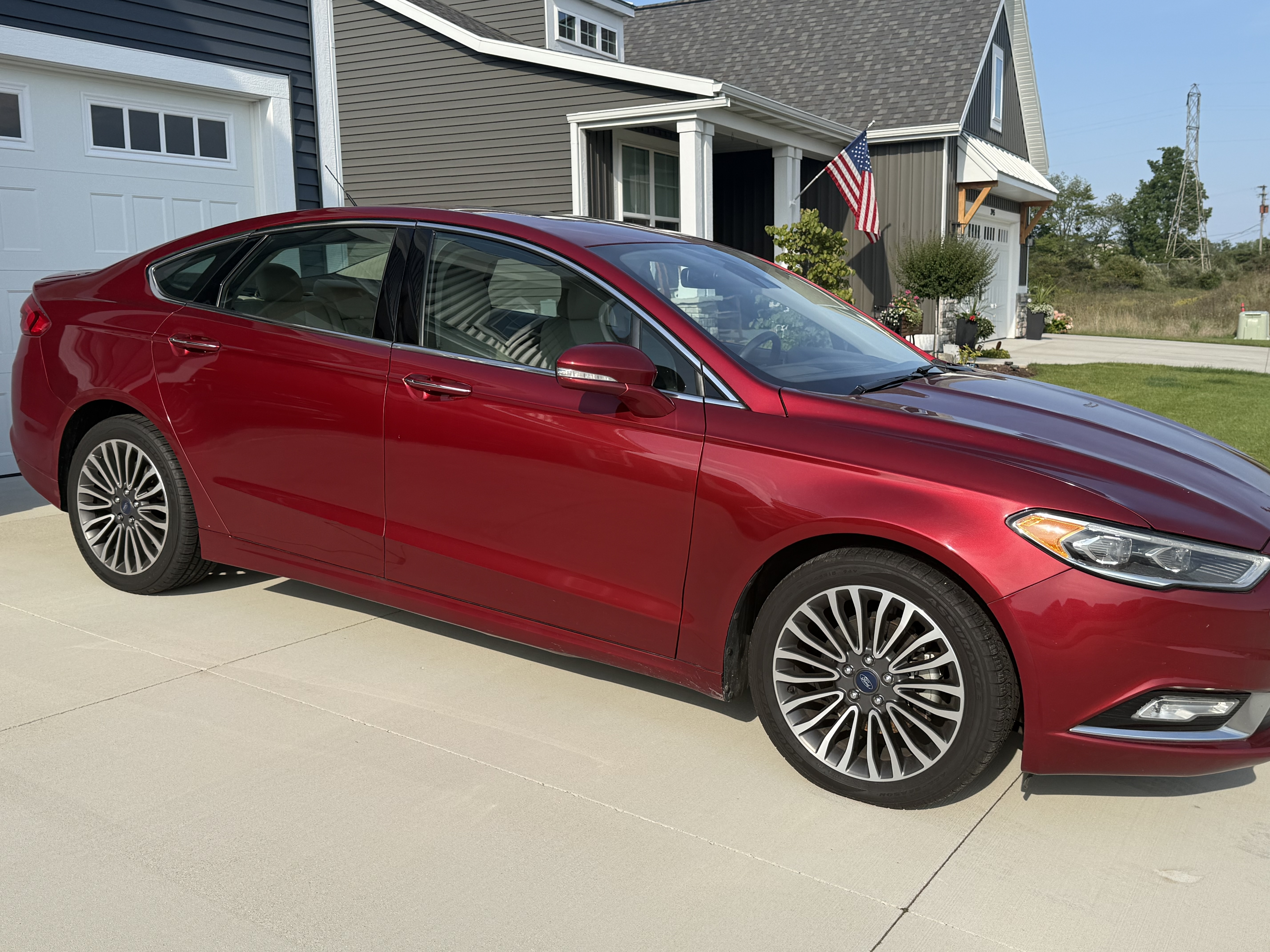 Used 2018 Ford Fusion Titanium AWD/4WD image 1