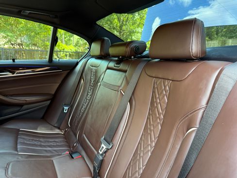 Used 2018 BMW 530e 530e iPerformance Sedan 4D image 26