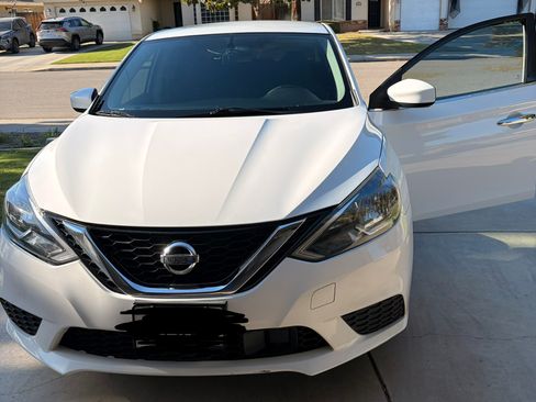 Used 2019 Nissan Sentra SV FWD image 1