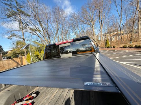 Used 2019 GMC Sierra 1500 SLT image 18