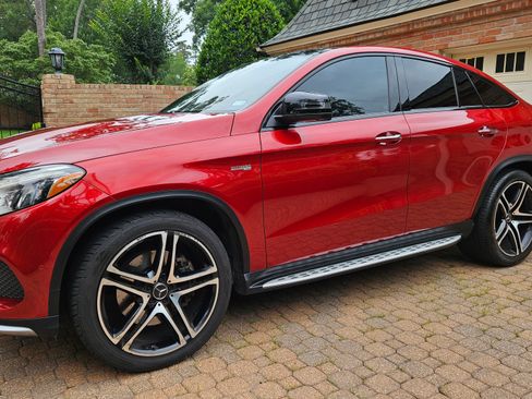 Used 2017 Mercedes-Benz GLE 43 AMG 4MATIC Coupe image 4