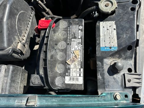 Used 1998 Chevrolet Silverado 1500 LS w/ Preferred Equipment Group 2 image 19