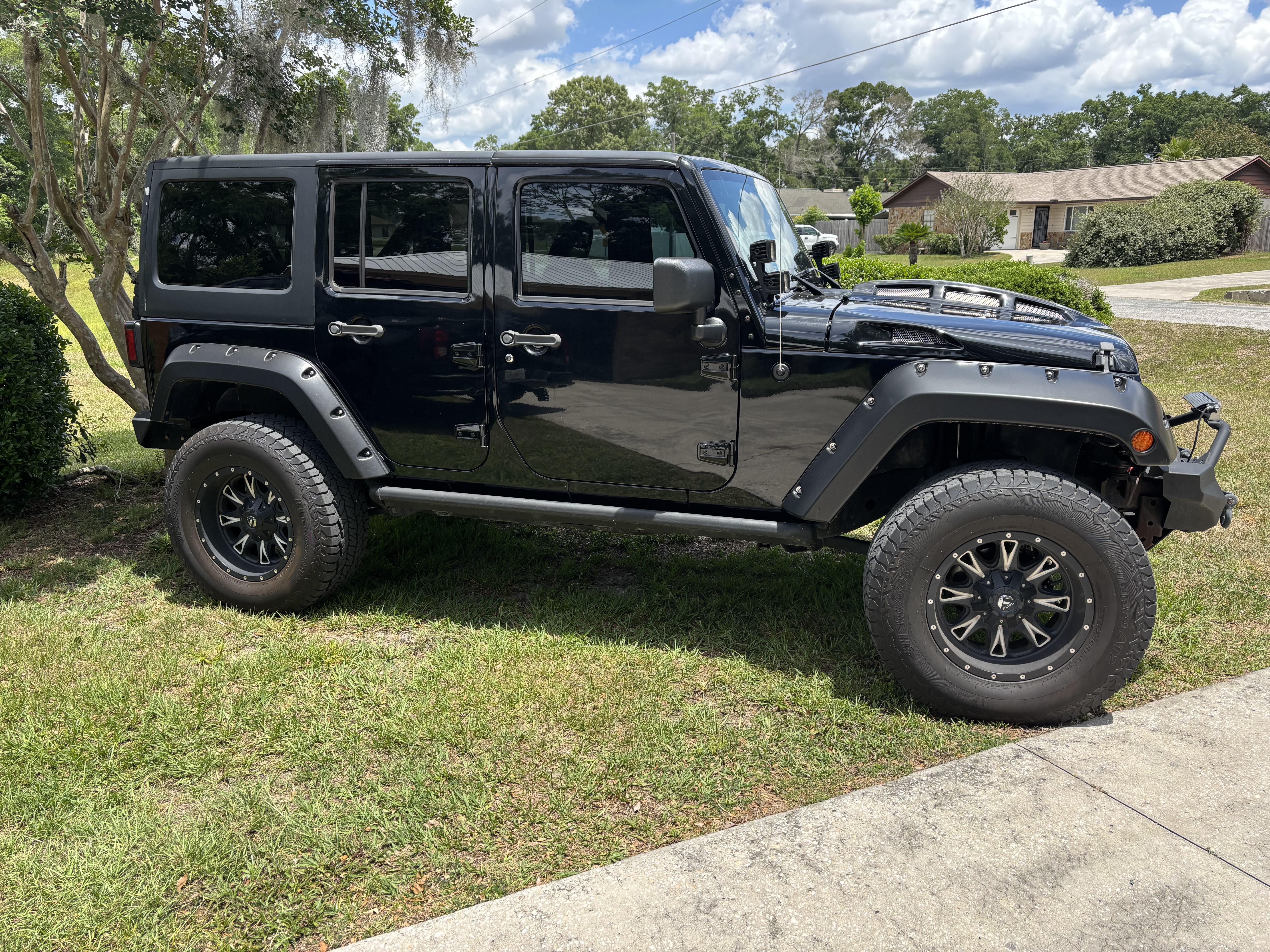 Used 2014 Jeep Wrangler Unlimited Sport w/ Quick Order Package 24S AWD/4WD image 4