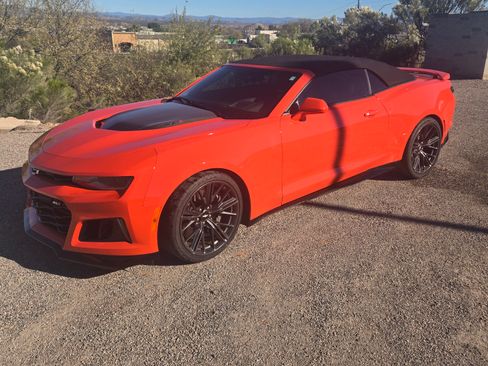 Used 2019 Chevrolet Camaro ZL1 image 4