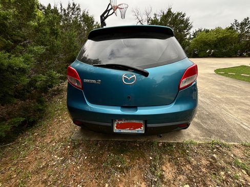 Used 2011 MAZDA MAZDA2 Touring image 5