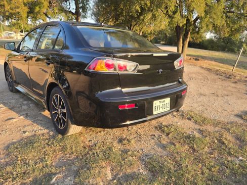 Used 2017 Mitsubishi Lancer ES FWD image 4