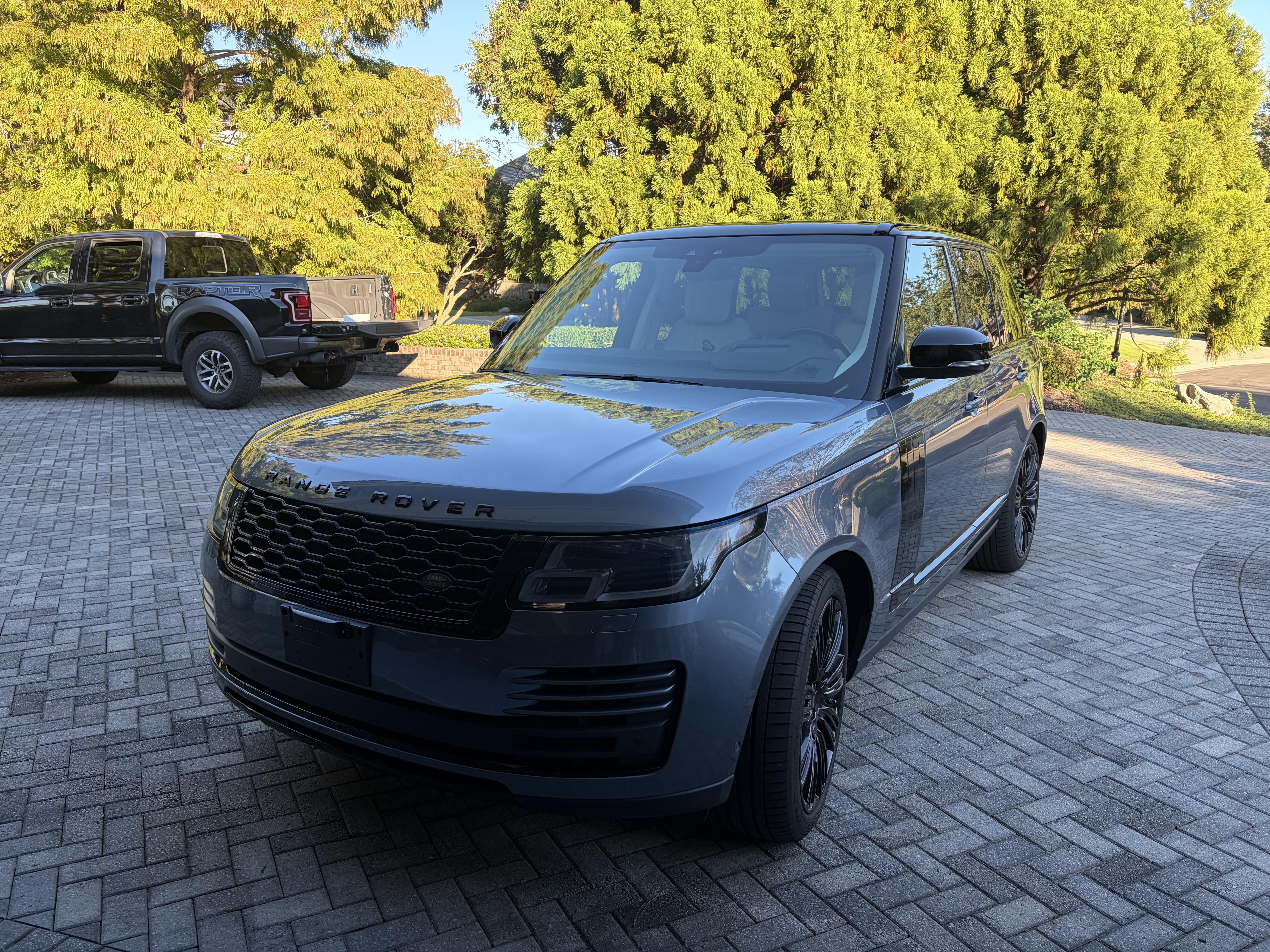 Used 2019 Land Rover Range Rover HSE AWD/4WD image 16