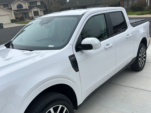 Used 2022 Ford Maverick Lariat w/ Lariat Luxury Package image 1