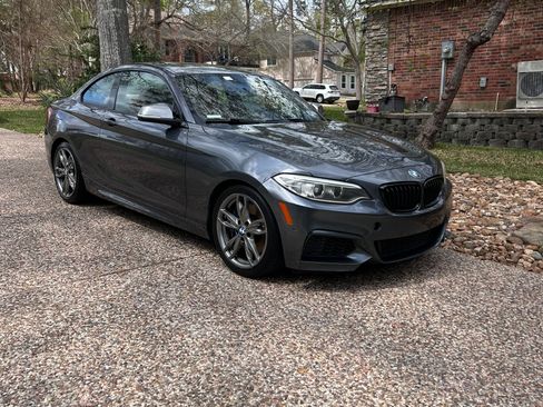 Used 2015 BMW M235i Coupe image 2