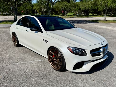 Used 2020 Mercedes-Benz E 63 AMG S image 15