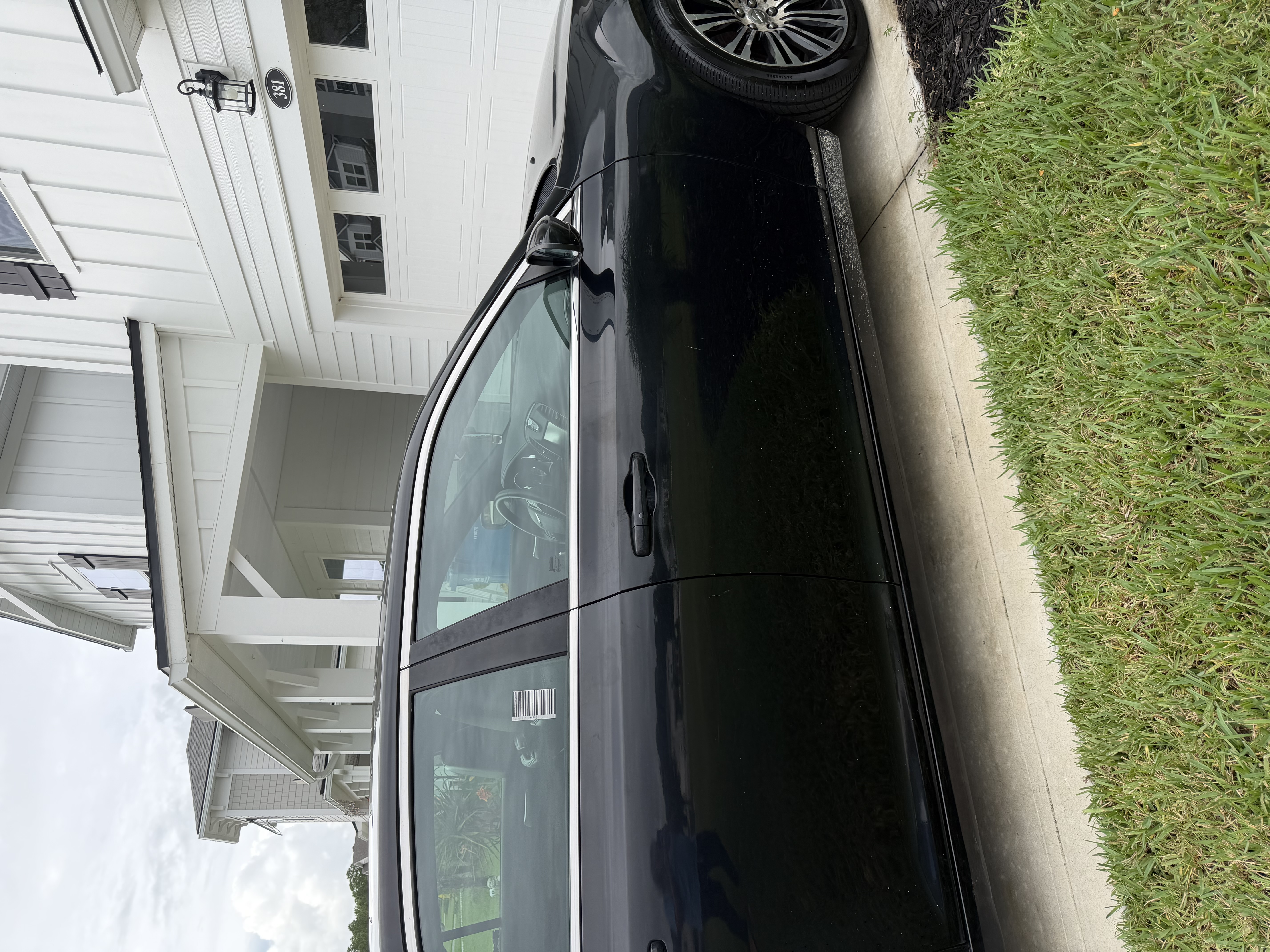 Used 2012 Chrysler 300 S RWD image 5