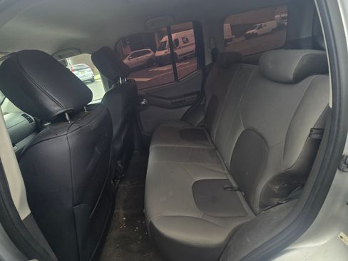 Used 2011 Nissan Xterra S AWD/4WD image 9