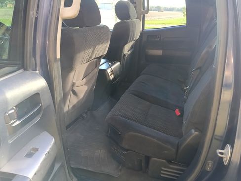 Used 2010 Toyota Tundra 4x4 Double Cab w/ SR5 Pkg image 25