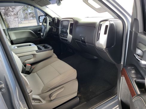 Used 2015 GMC Sierra 1500 SLE w/ SLE Value Package image 4