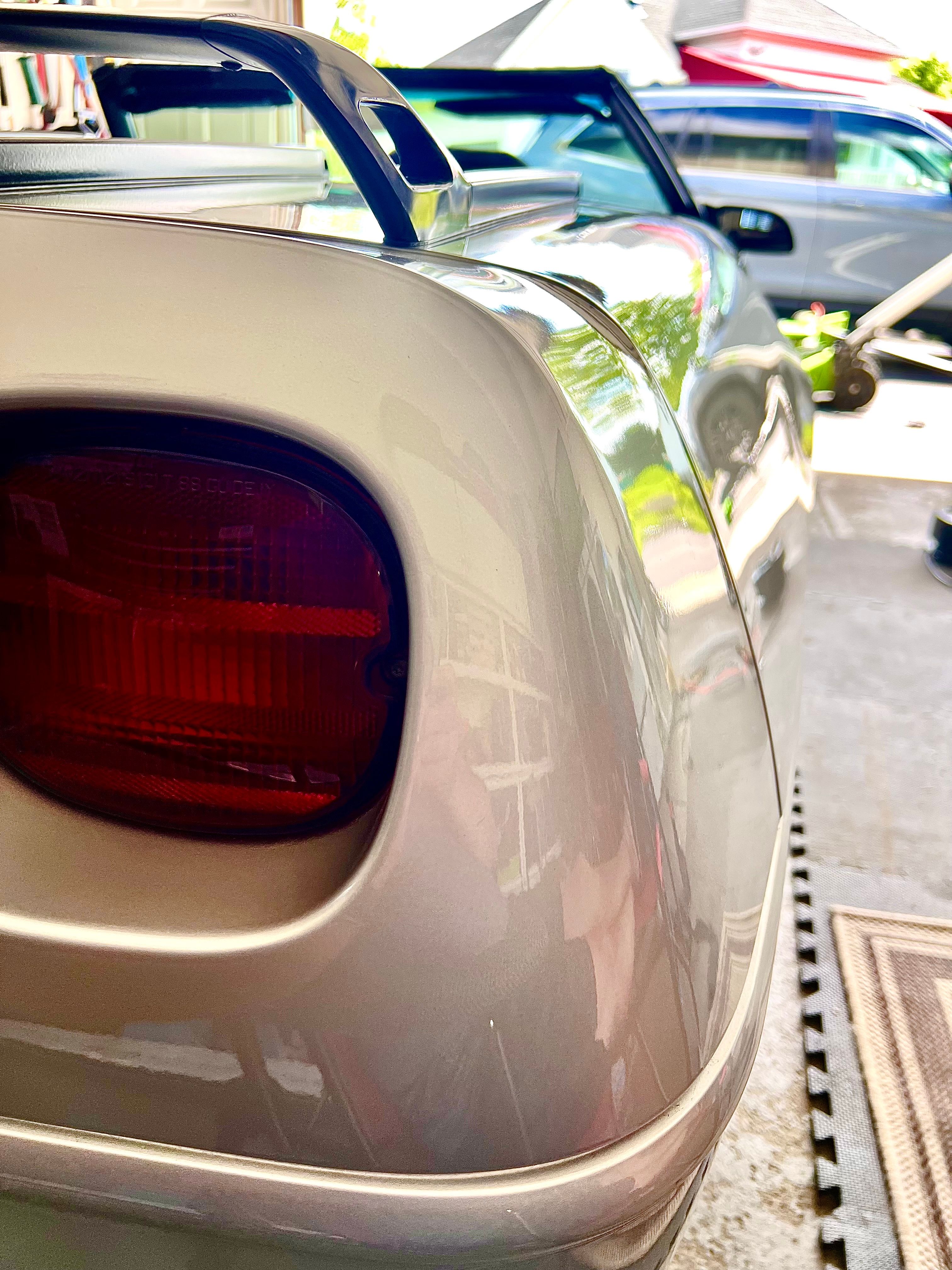 Used 1996 Chevrolet Corvette Convertible RWD image 12
