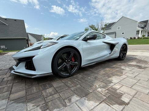 Used 2024 Chevrolet Corvette Z06 w/ Stealth Interior Trim Package RWD image 12