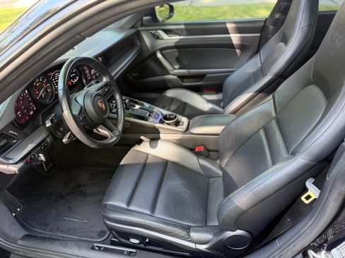 Used 2020 Porsche 911 Carrera S RWD image 11