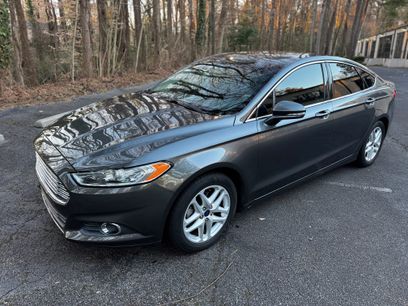 Used 2016 Ford Fusion SE w/ Equipment Group 202A