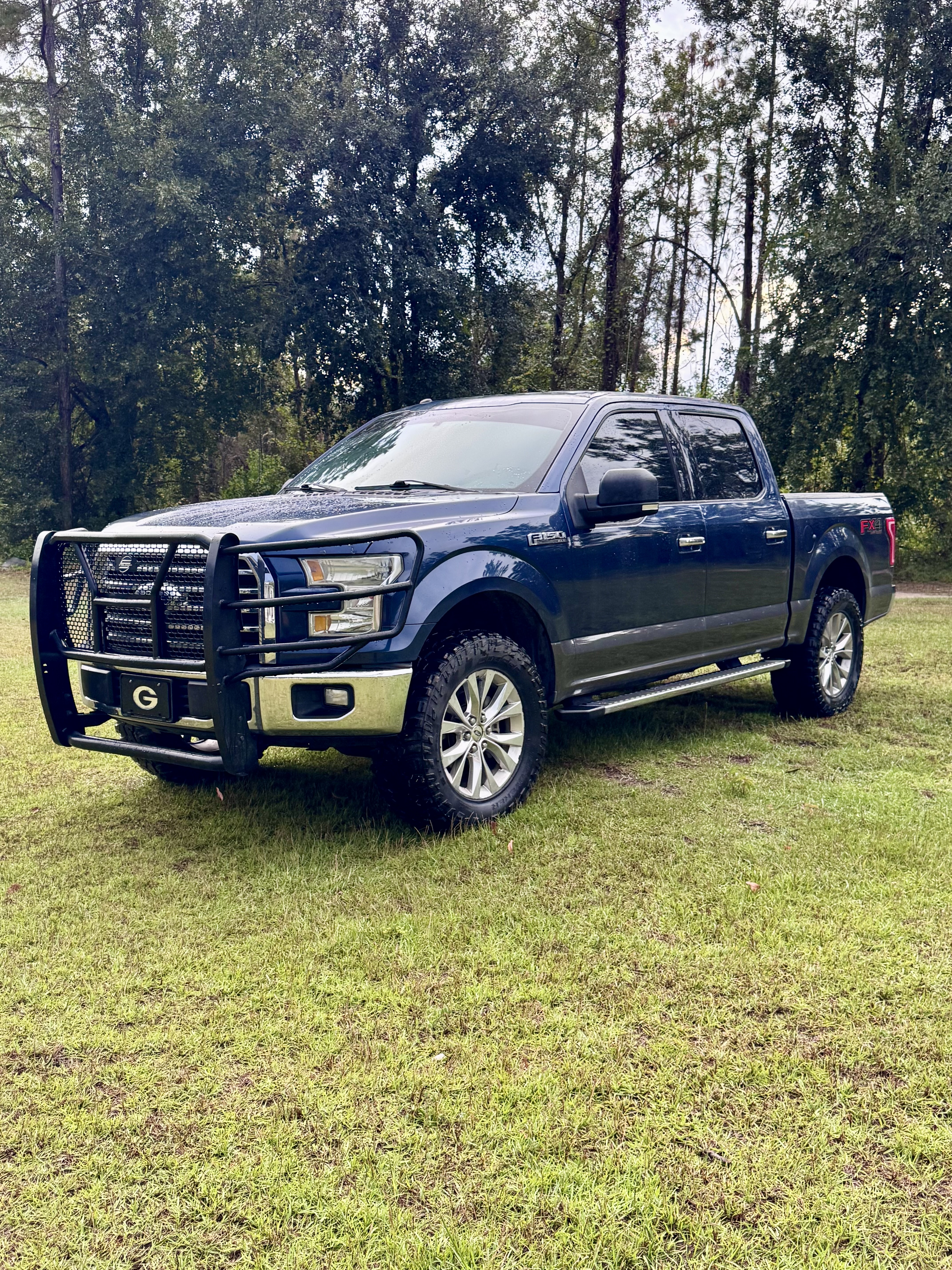 Used 2015 Ford F150 XLT w/ Equipment Group 302A Luxury AWD/4WD image 8
