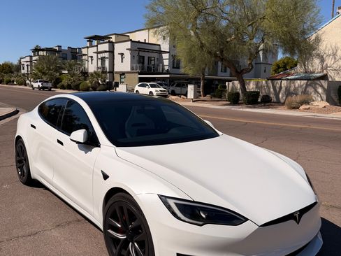Used 2024 Tesla Model S Plaid image 30