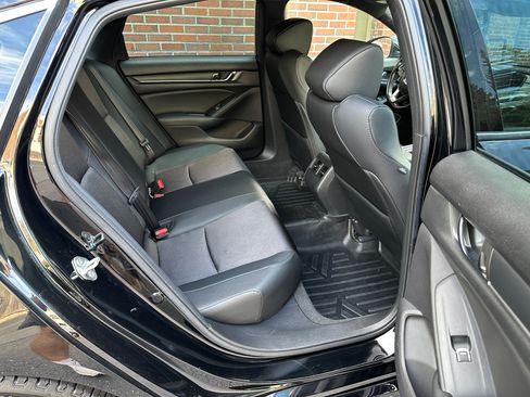 Used 2020 Honda Accord Sport image 5