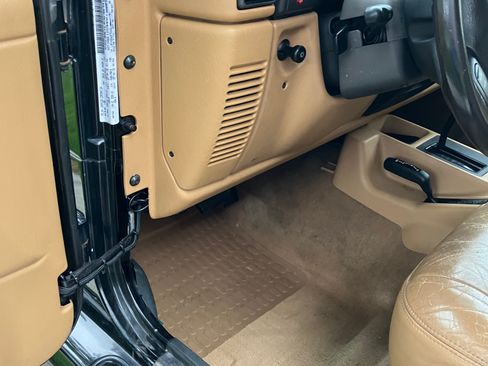 Used 1998 Jeep Wrangler Sahara AWD/4WD image 20