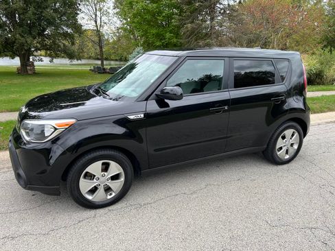 Used 2016 Kia Soul image 1