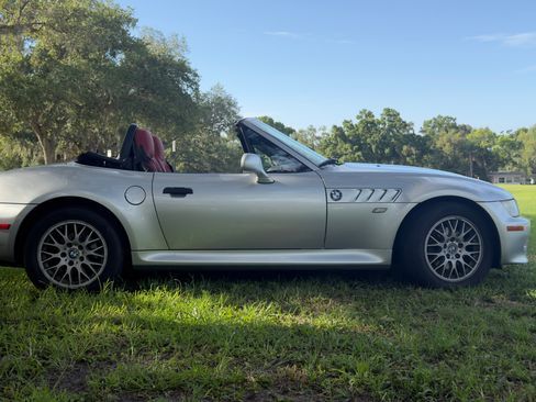 Used 2001 BMW Z3 2.5i RWD image 15