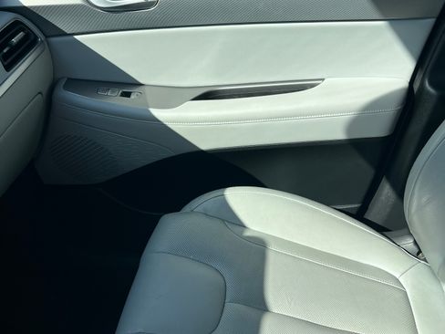 Used 2022 Hyundai Palisade SEL w/ 8P Bench Seat Package FWD image 14