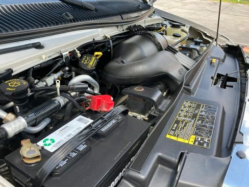 Used 2013 Ford E-250 and Econoline 250 Extended w/ Premium Van Group RWD image 26