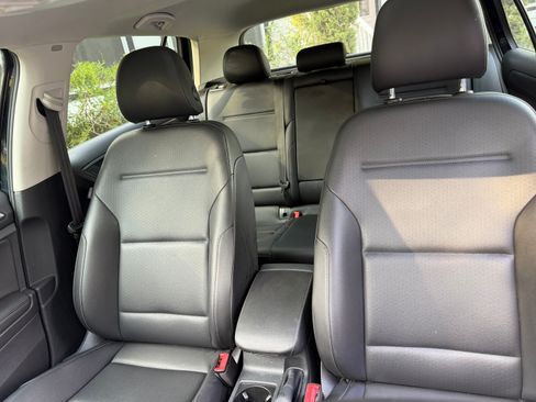 Used 2019 Volkswagen Golf SE w/ Driver Assistance Package FWD image 8