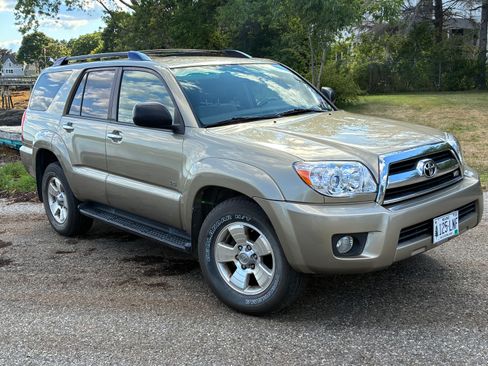Used 2007 Toyota 4Runner Sport RWD image 2