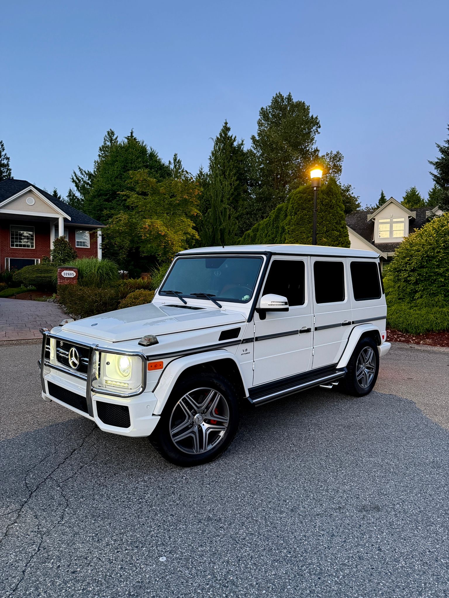 Used 2014 Mercedes-Benz G 63 AMG 4MATIC image 19
