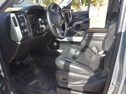 Used 2017 Chevrolet Silverado 2500 LTZ w/ Duramax Plus Package image 27