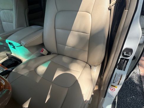 Used 2006 Lexus LX 470 4WD image 11