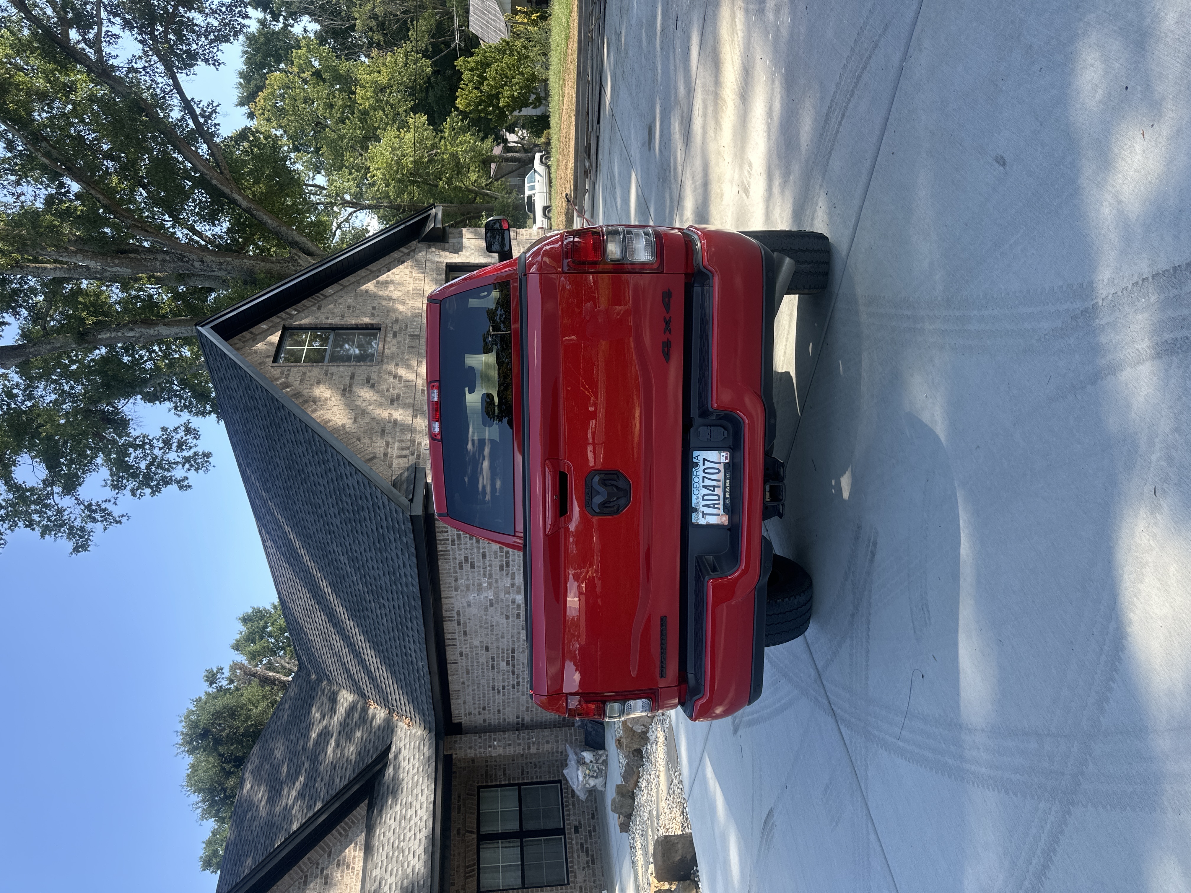 Used 2019 RAM 2500 Big Horn w/ Night Edition AWD/4WD image 5