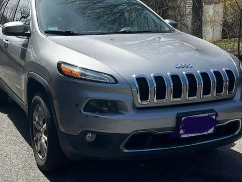 Used 2016 Jeep Cherokee Limited AWD/4WD image 1