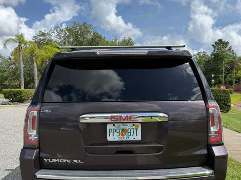 Used 2016 GMC Yukon XL Denali w/ Open Road Package AWD/4WD image 6