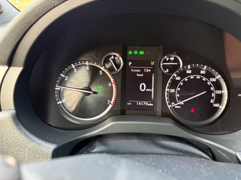 Used 2023 Lexus GX 460 Premium w/ Premium Package AWD/4WD image 17
