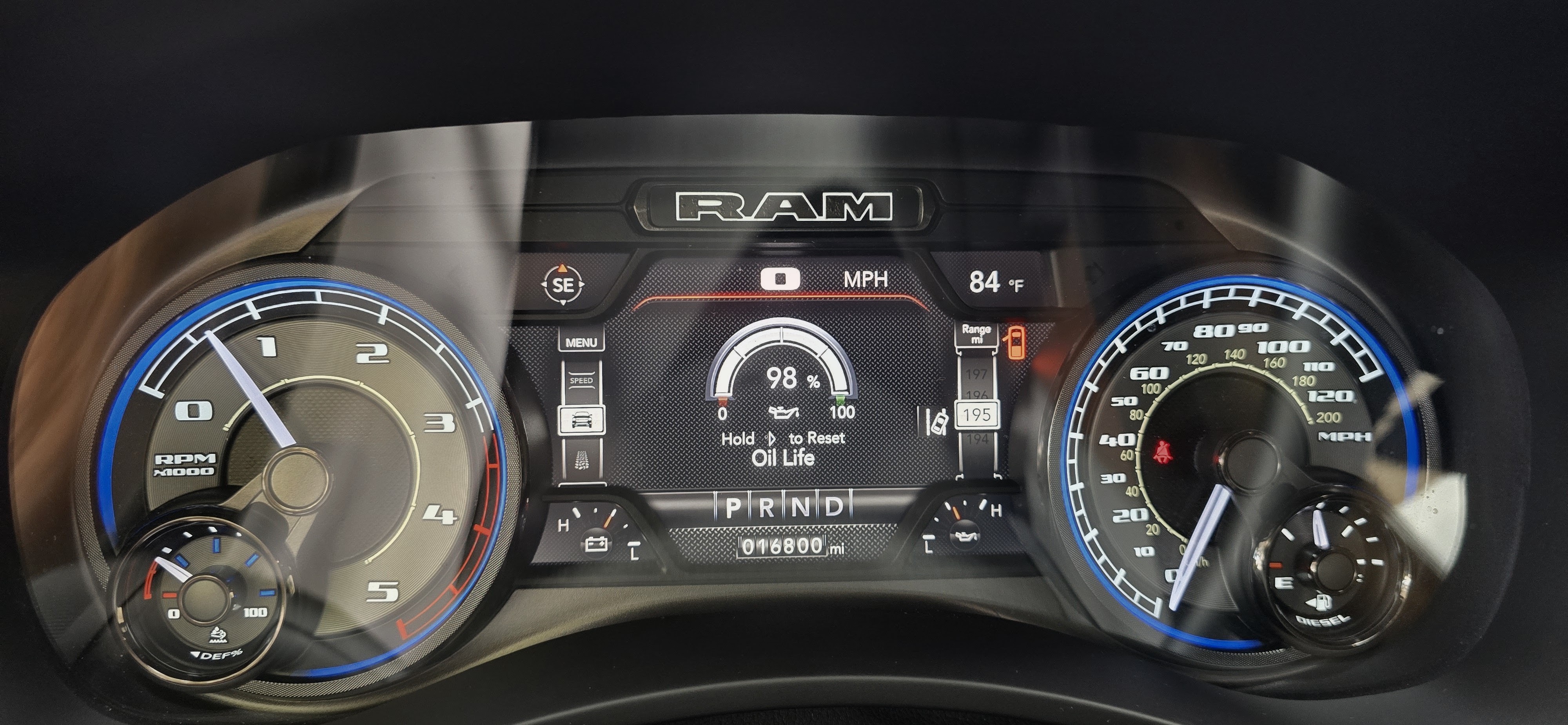 Used 2022 RAM 3500 Limited AWD/4WD image 12